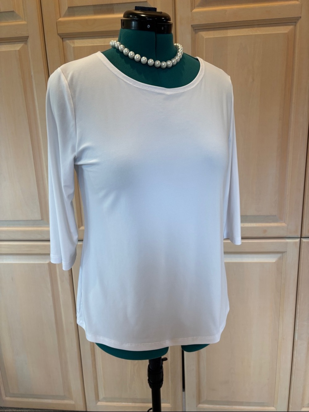 CLARA SUNWOO White Scoop Neck Long Sleeve Top